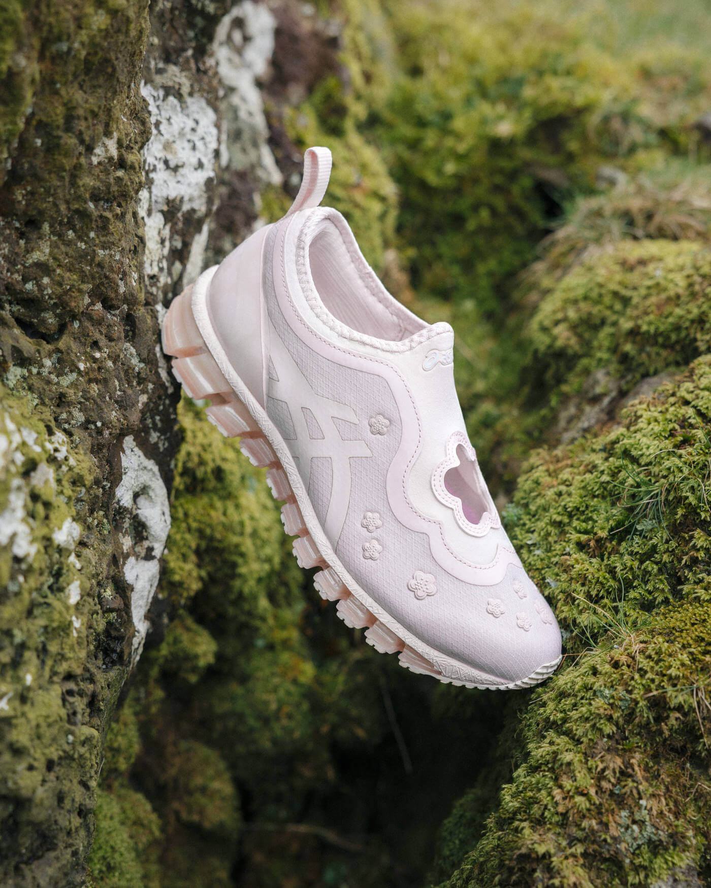 ASICS & Cecilie Bahnsen present their vision of the GEL-QUANTUM 360 I